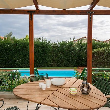 Venus Villa With Private Pool, 2Min To The Beach Finikounda Zewnętrze zdjęcie